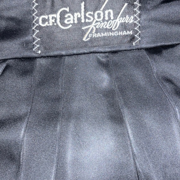 Breathtaking Vintage Fur Coat - Picture 3 of 12